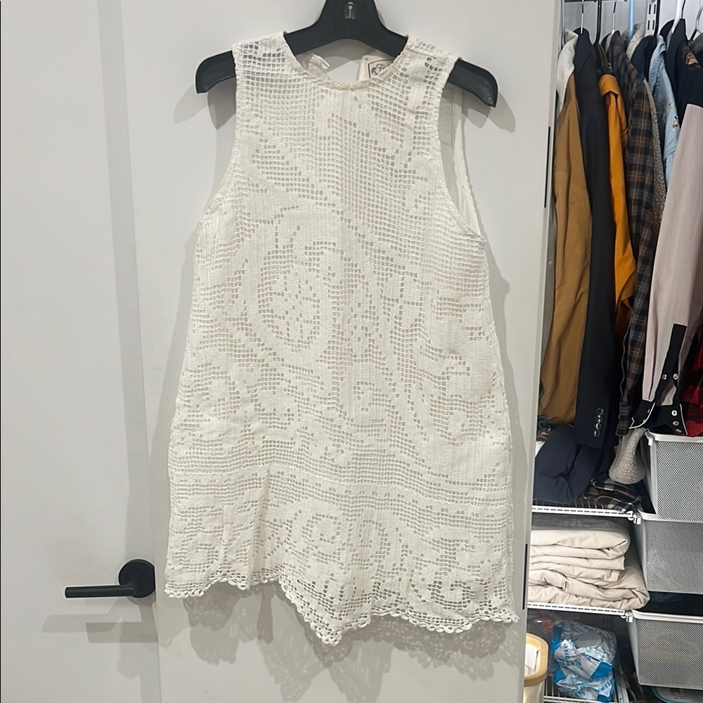 Elegant White Lace Dress